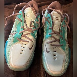 Nike GT Cut 1 “ Sabrina new york liberty” size 12 men’s will accept offers.